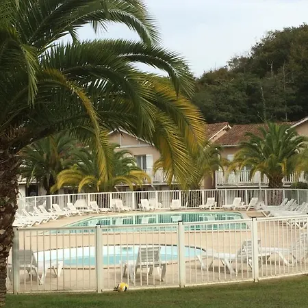 Holiday home Anglet- Biarritz T3 Dans Avec Piscine Anglet