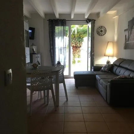 Holiday home Anglet- Biarritz T3 Dans Avec Piscine Anglet