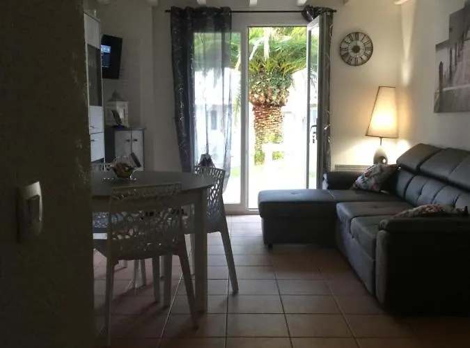 Vakantiehuis Anglet- Biarritz T3 Dans Avec Piscine Anglet