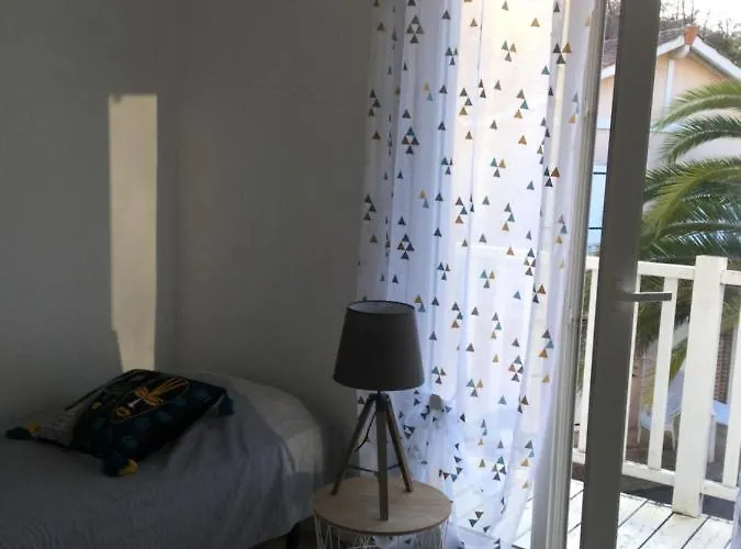 Anglet- Biarritz T3 Dans Avec Piscine * Anglet